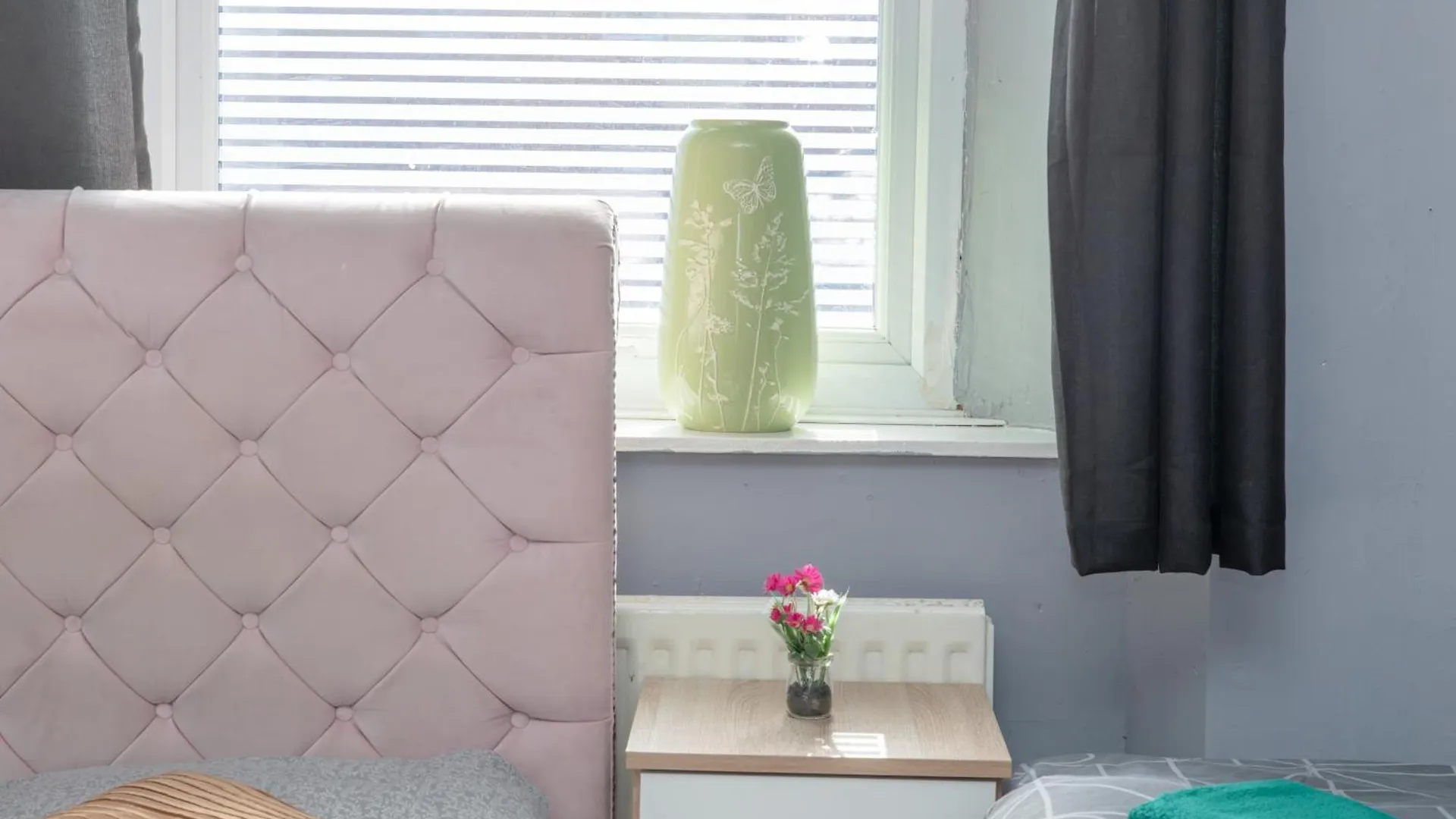 Newcastle City Centre Super Spacious Town House Free Parking And Wi-Fi Апартаменты