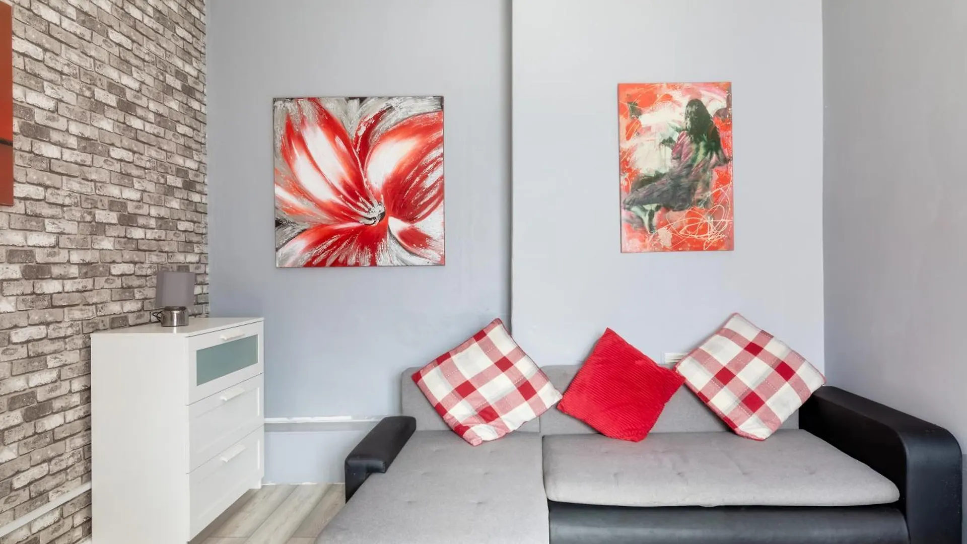 Newcastle City Centre Super Spacious Town House Free Parking And Wi-Fi Apartment Newcastle upon Tyne